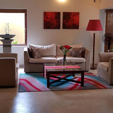 The Canes Boutique Hotel Κολόμπο Εξωτερικό φωτογραφία